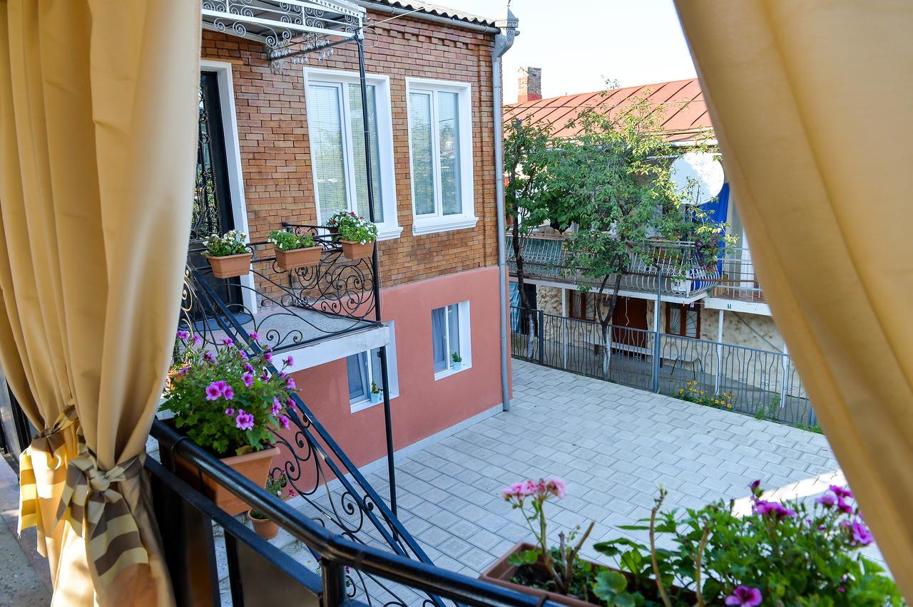 Guest House Mizandari Kutaisi Exterior foto