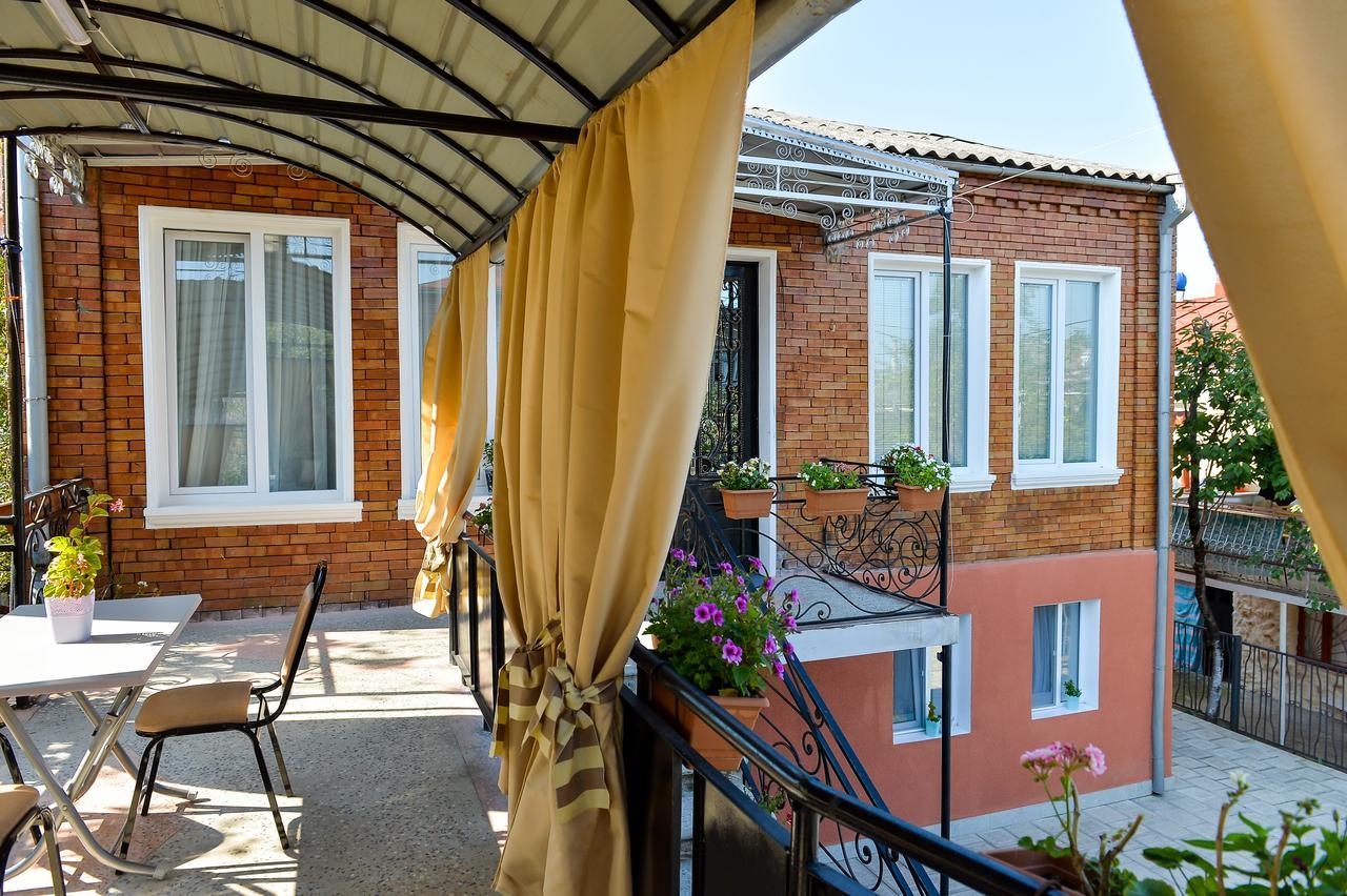 Guest House Mizandari Kutaisi Exterior foto